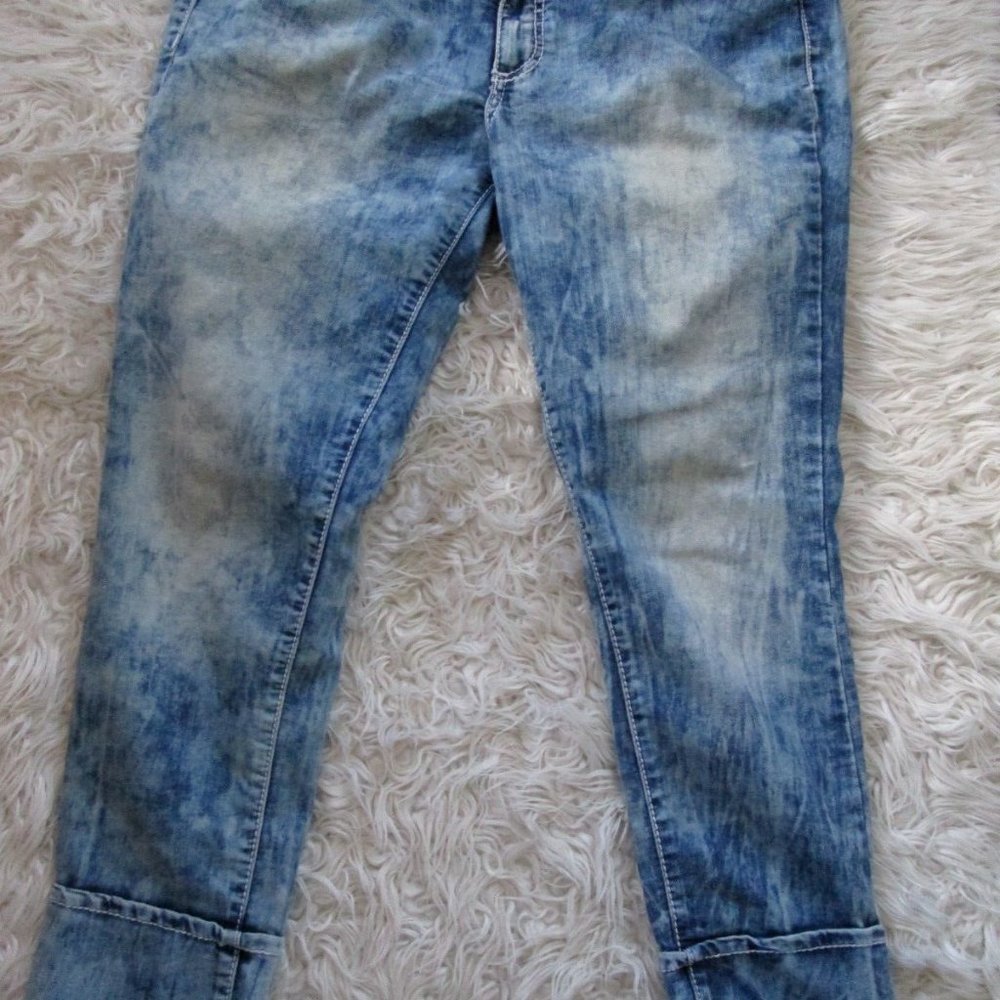Decree Women Super Skinny Jeans Acid Wash Cuffed 13